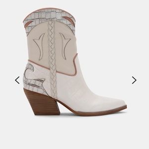 Dolce Vita Loral Booties